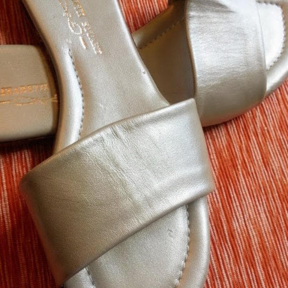 Italian Metallic Leather Sandals- Sz 39 New - Picture 2 of 6